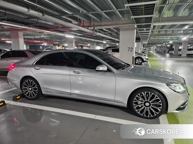 Mercedes-Benz S-Class W222 2020 Серебряный из Кореи