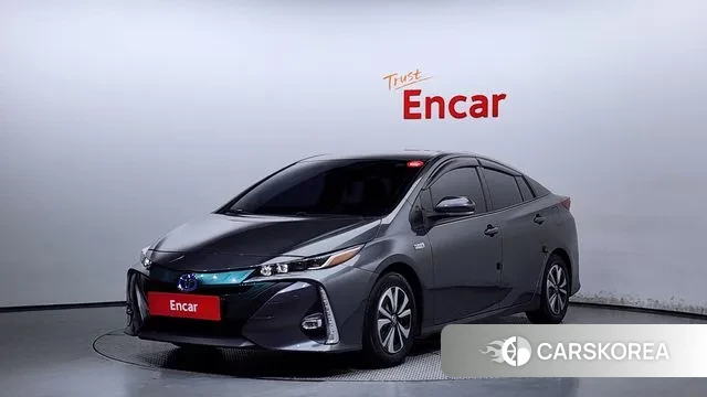 Toyota Prius Prime 2018 Серый из Кореи