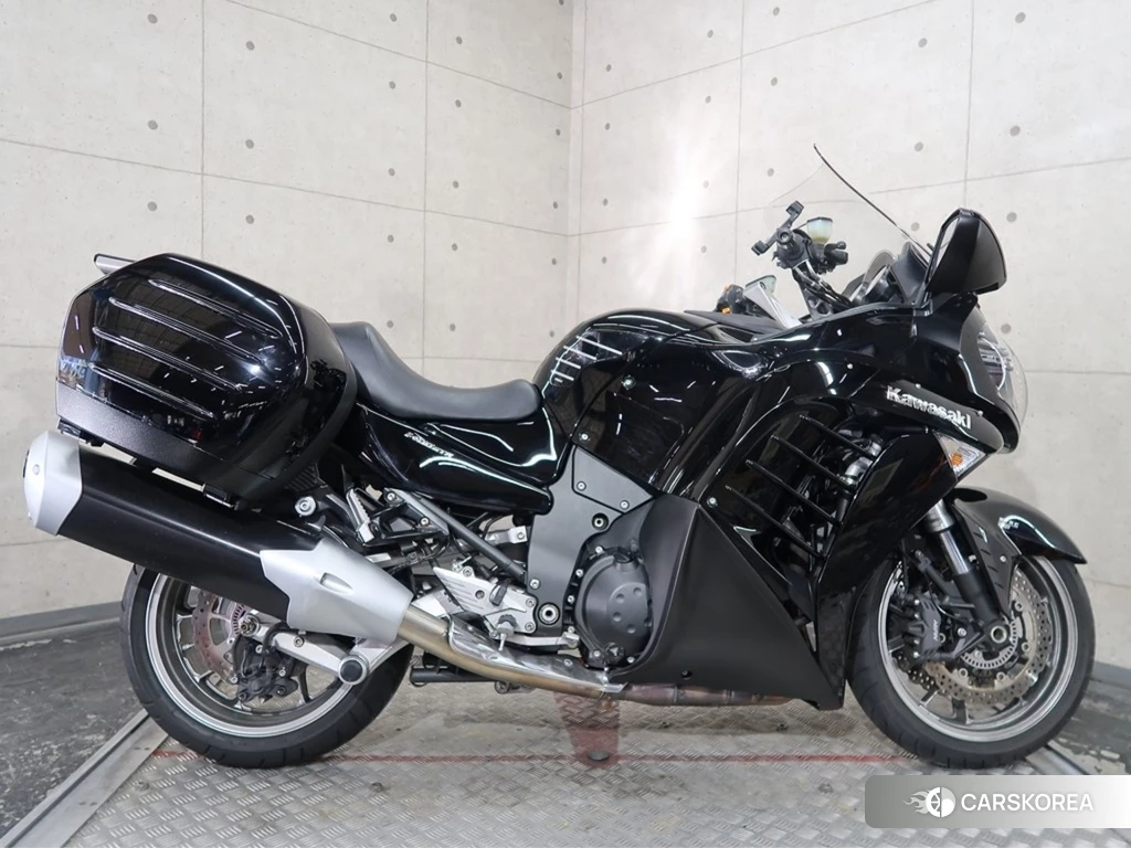 Проданный Kawasaki 1400GTR 2011 из Японии, фото 2