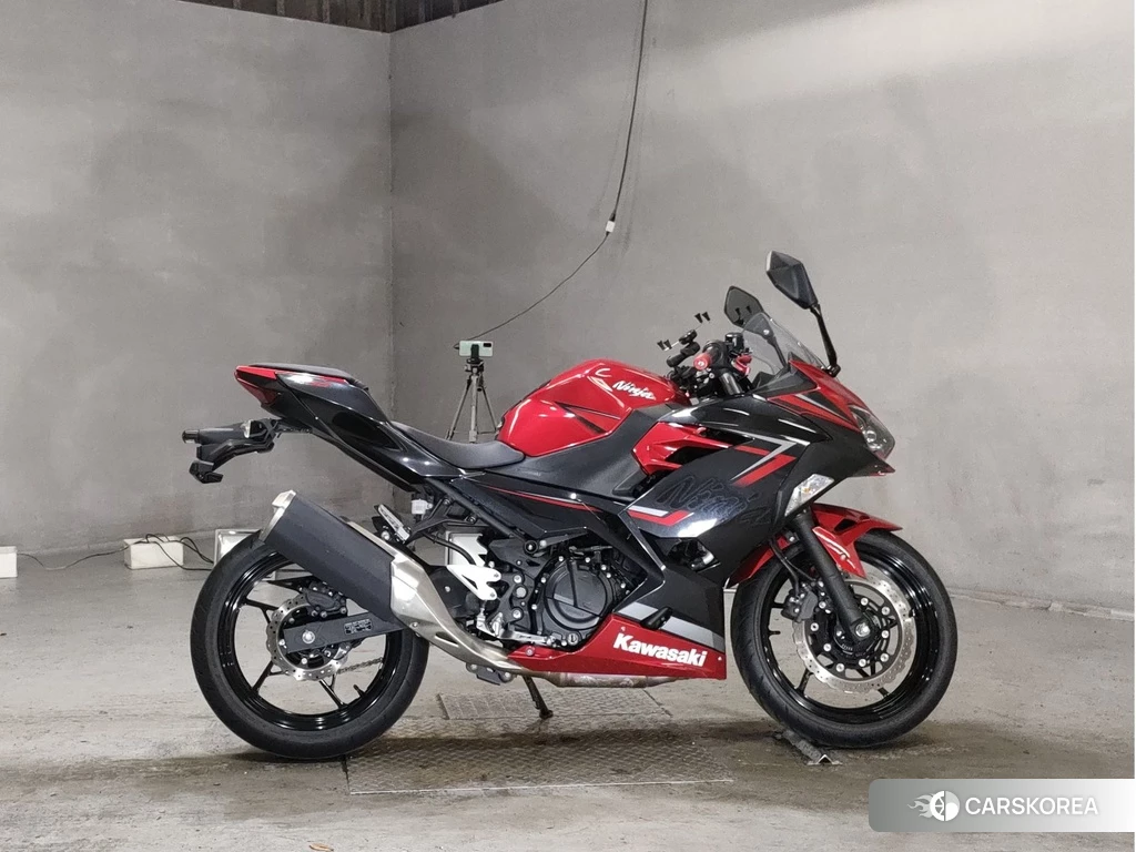 Проданный Kawasaki NINJA 400 2019 из Японии, фото 2