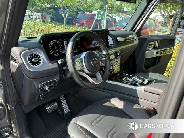 Mercedes-Benz G-class 2024 Серебристо-серый из Китая