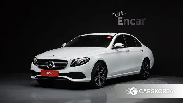 Mercedes-Benz E-Class W213 2020 Белый из Кореи
