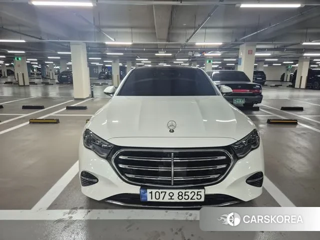 Mercedes-Benz E-Class W214 2024 Белый из Кореи