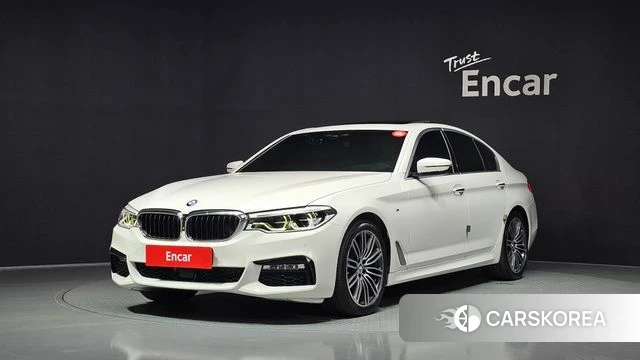 BMW 5 Series (G30) 2018 Белый из Кореи