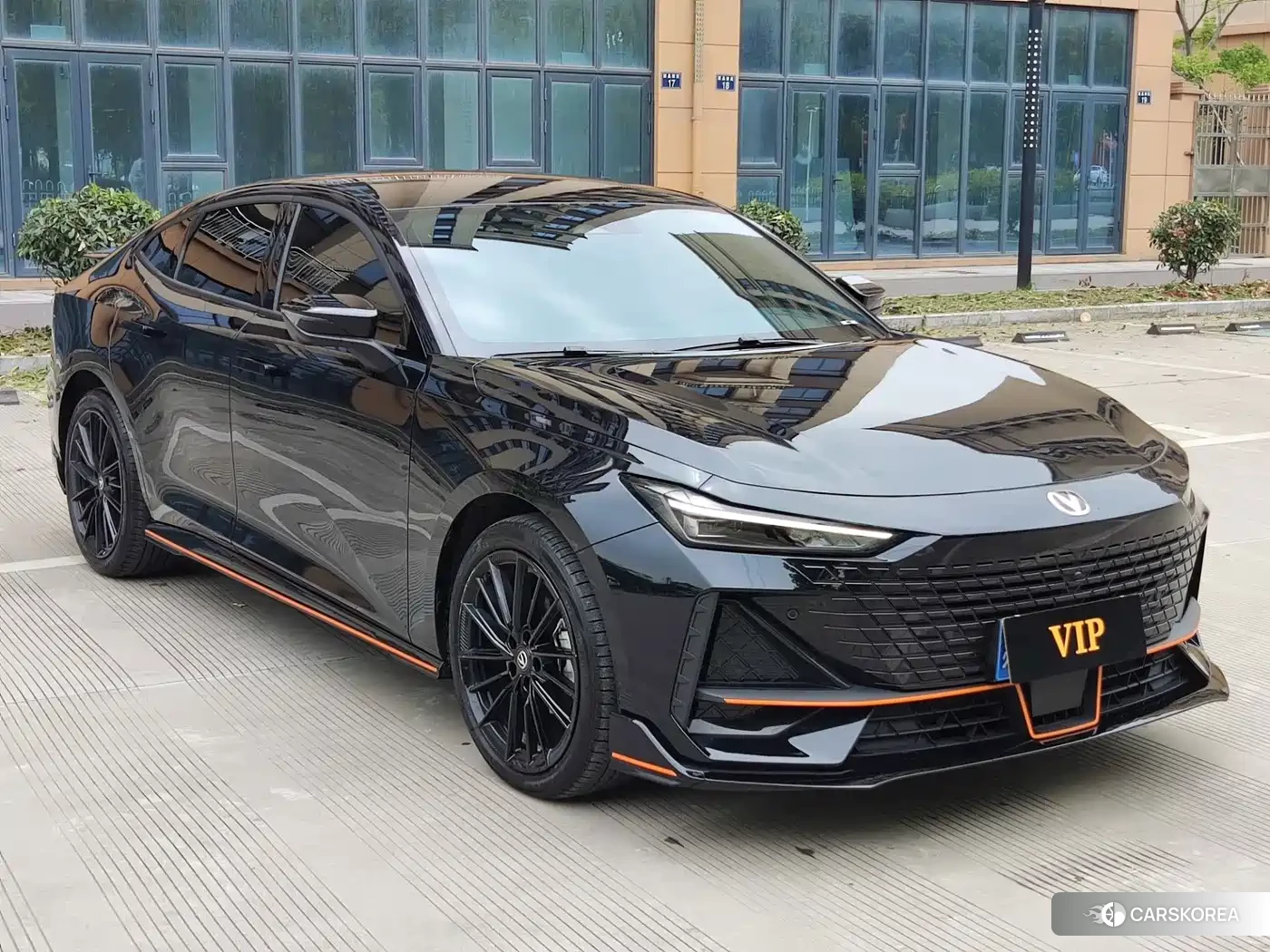 Chang'an UNI-V 2023 Черный из Китая