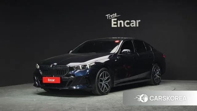 BMW 5 Series (G60) 2025 Черный из Кореи