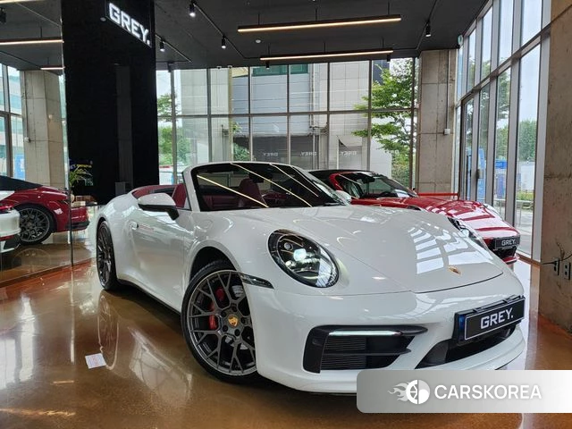 Porsche 718 Boxster 2021 Серебристо-серый из Кореи
