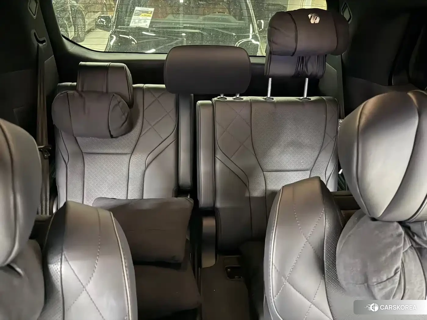 Toyota Elfa 2026 Черный из Китая