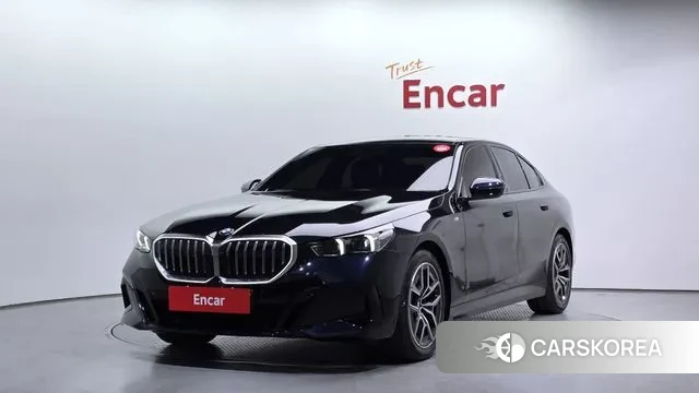 BMW 5 Series (G60) 2025 Черный из Кореи