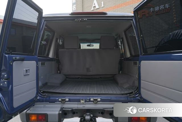 Toyota Land Cruiser 70 Series 2019 Синий из Китая