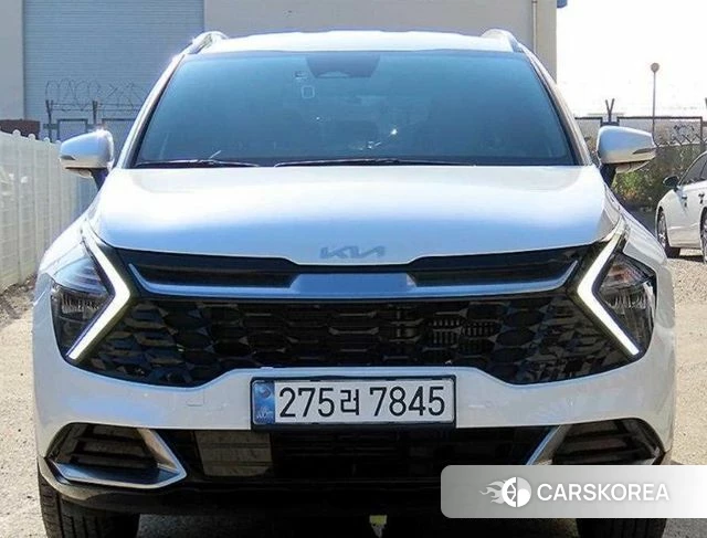 Kia Sportage 5th Generation Hybrid 2023 Белый из Кореи