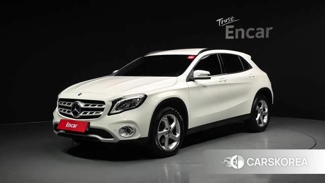 Mercedes-Benz GLA-Class X156 2019 Белый из Кореи