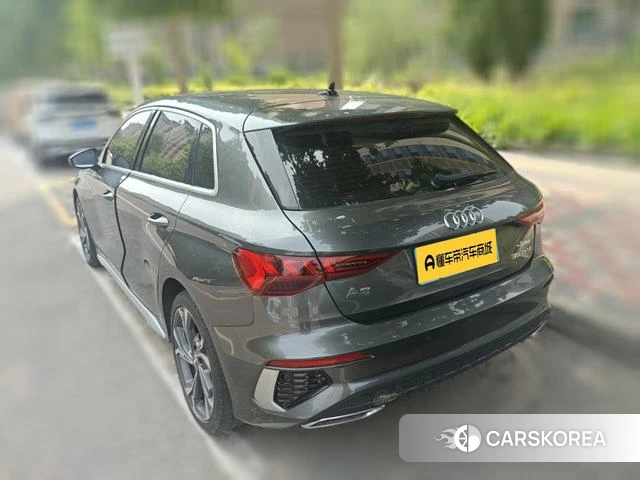 Audi A3 2021 Серебристо-серый из Китая