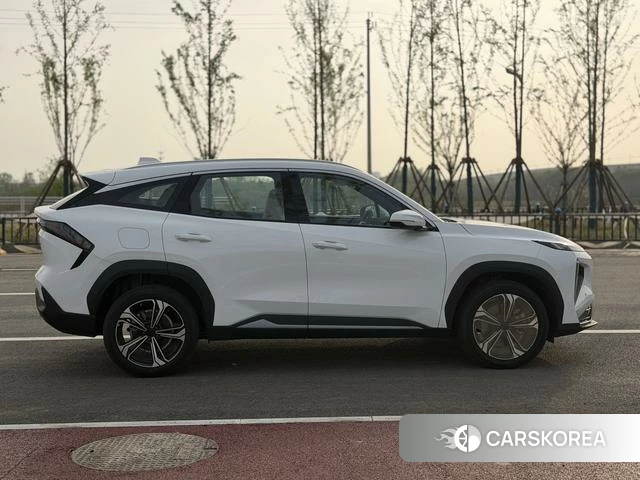 Geely Galaxy Galaxy L7 2026 Белый из Китая