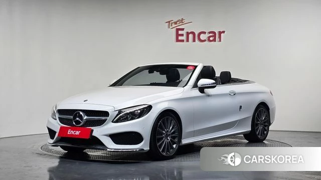 Mercedes-Benz C-Class W205 2018 Белый из Кореи