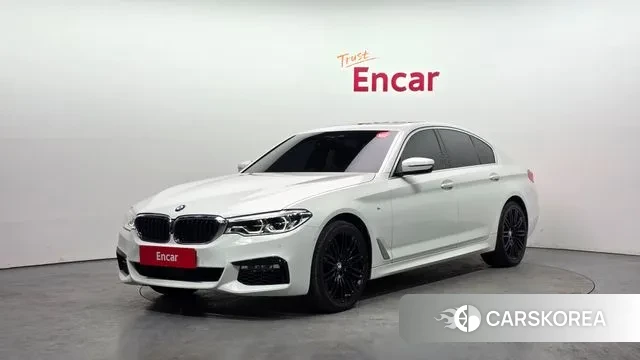 BMW 5 Series (G30) 2018 Белый из Кореи