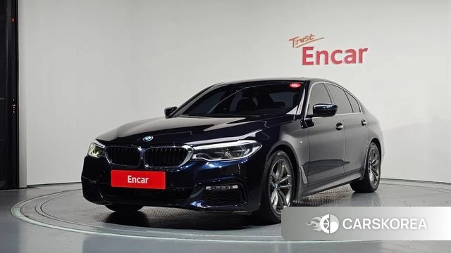 BMW 5 Series (G30) 2018 Черный из Кореи