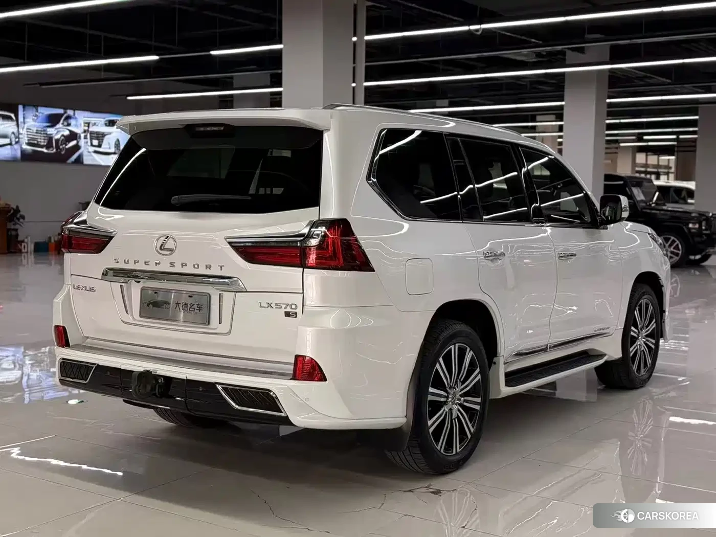 Lexus LX 2020 Белый из Китая