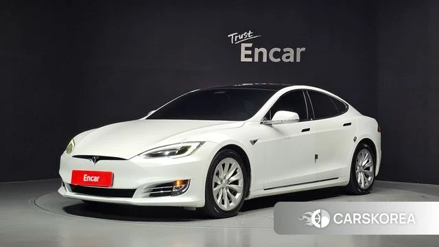 Tesla Model S 2020 Белый из Кореи