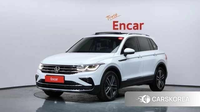 Volkswagen Tiguan second Generation 2023 Белый из Кореи
