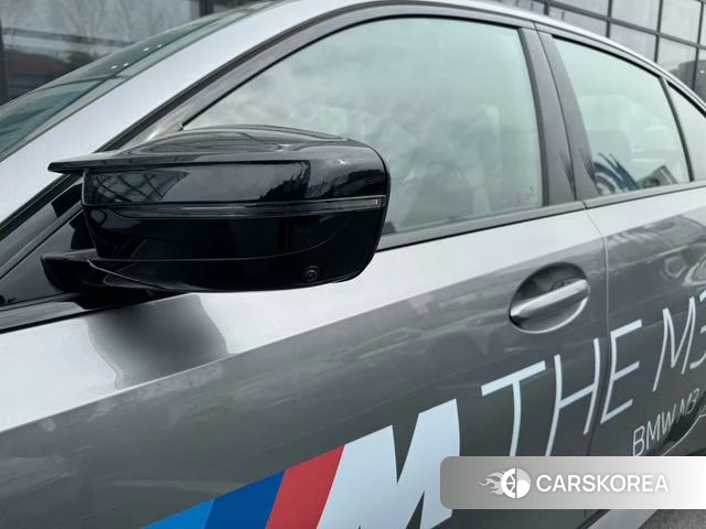 BMW M3 2025 Серебристо-серый из Китая