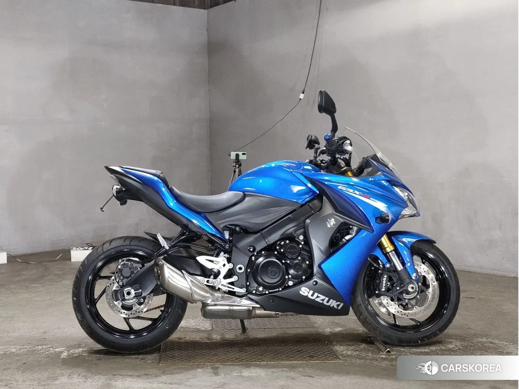 Проданный Suzuki GSX-S1000F 2016 из Японии