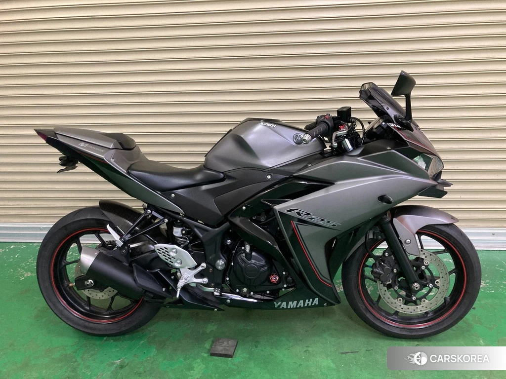 Проданный Yamaha YZF-R25 2016 из Японии