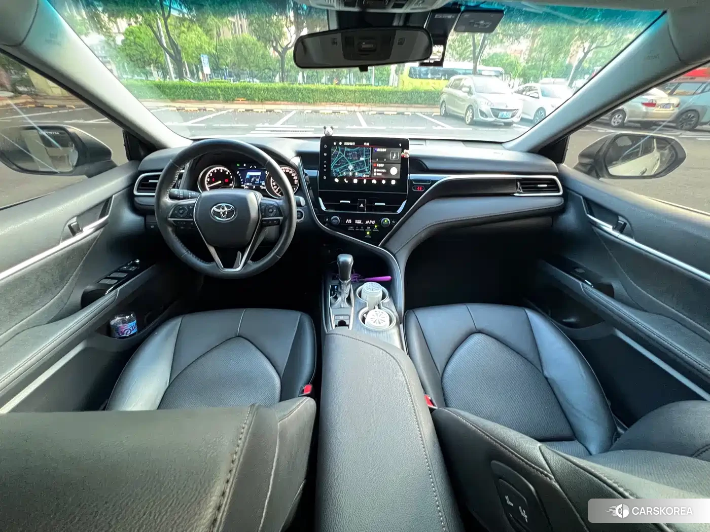 Toyota Camry 2023 Белый из Китая