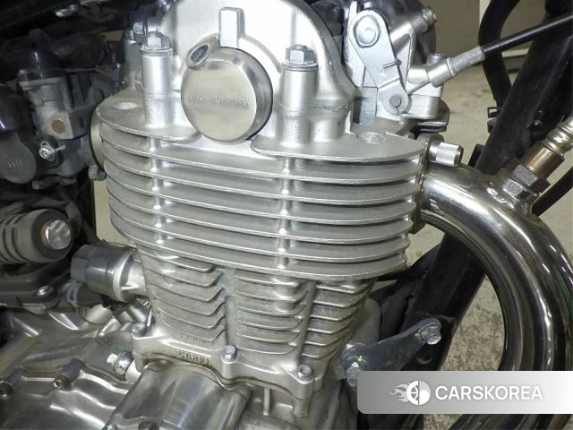 Engine photo