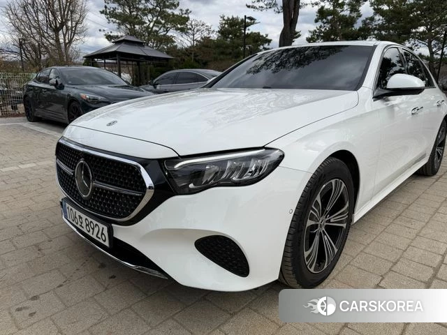 Mercedes-Benz E-Class W214 2024 Белый из Кореи
