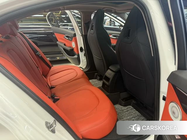 BMW 1 series 2022 Белый из Китая
