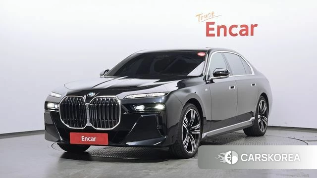 BMW 7 Series (G70) 2023 Черный из Кореи