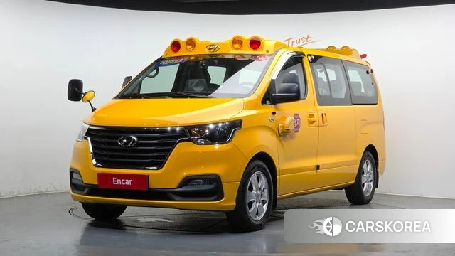 Hyundai The New Grand Starex 2018 Желтый из Кореи