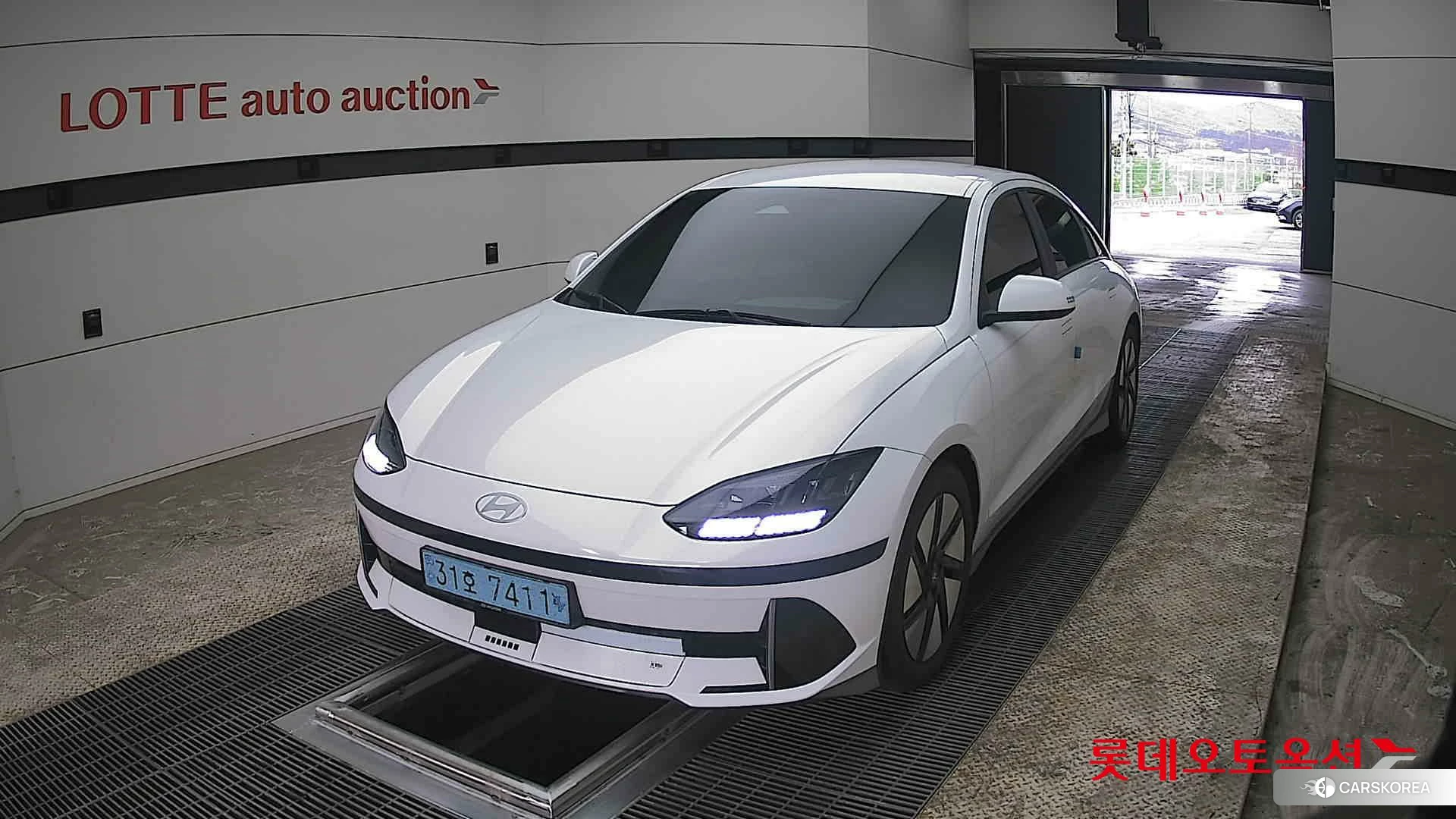 Hyundai IONIQ 6 2023 Serenity White Pearl (Optional addition) из Кореи