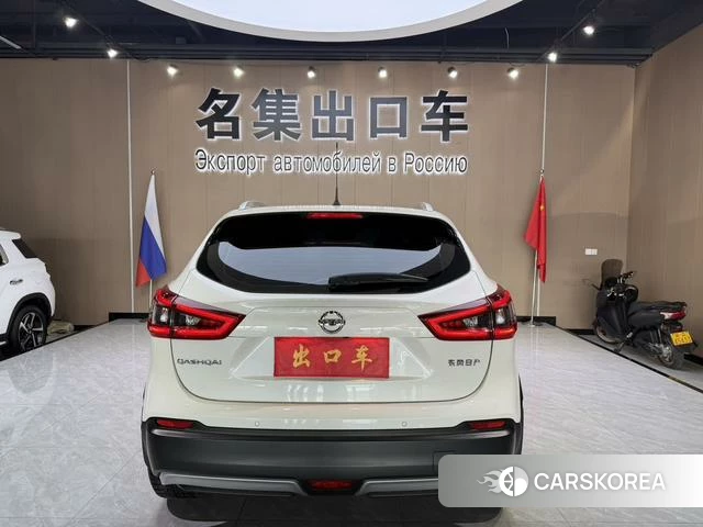 Nissan Qashqai 2022 Белый из Китая