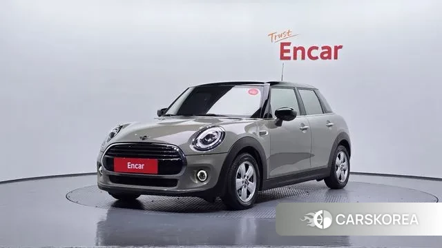 Mini Cooper 2020 Песочный из Кореи