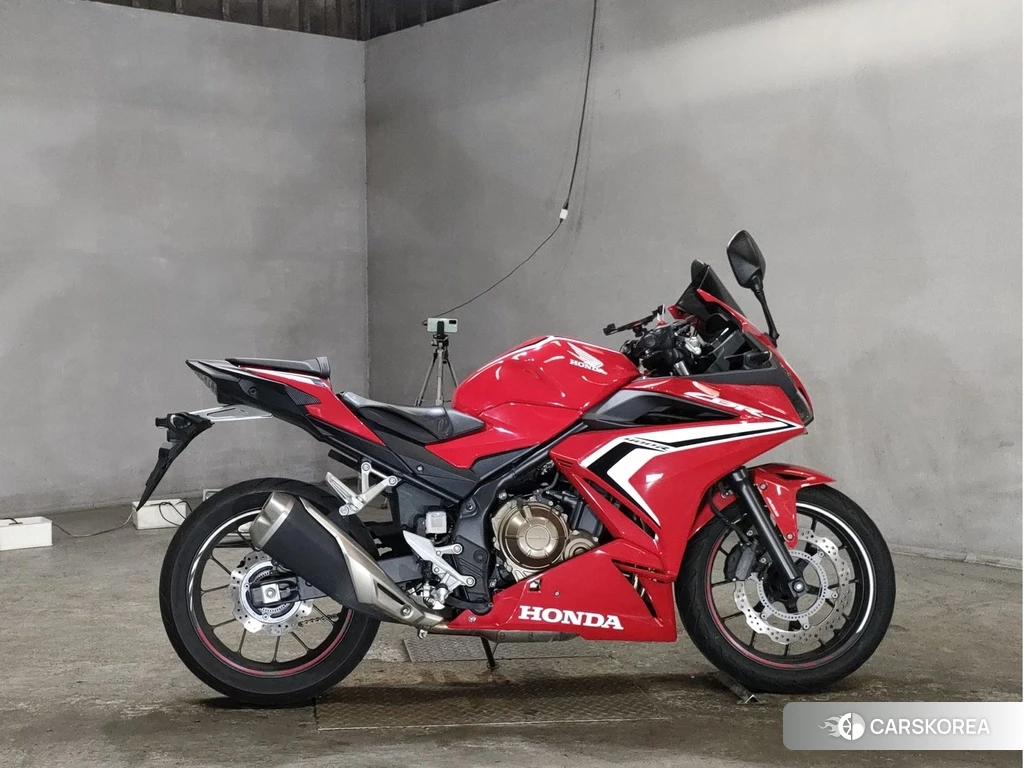 Проданный Honda CBR400R 2020 из Японии