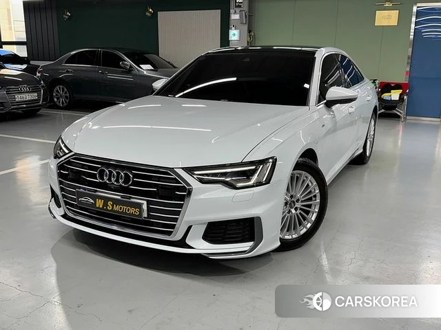 Audi A6 (C8) 2021 Белый из Кореи
