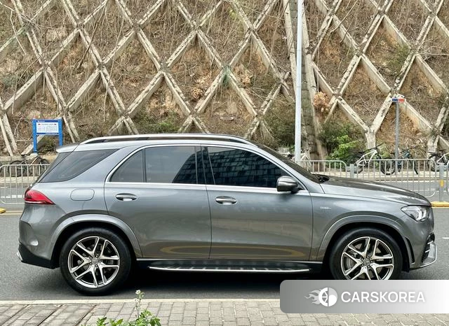 Mercedes-Benz GLE AMG 2023 Темно-серый из Китая