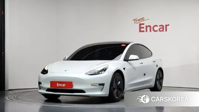 Tesla Model 3 2022 Белый из Кореи
