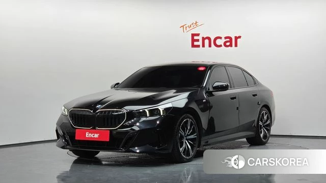 BMW 5 Series (G60) 2025 Черный из Кореи
