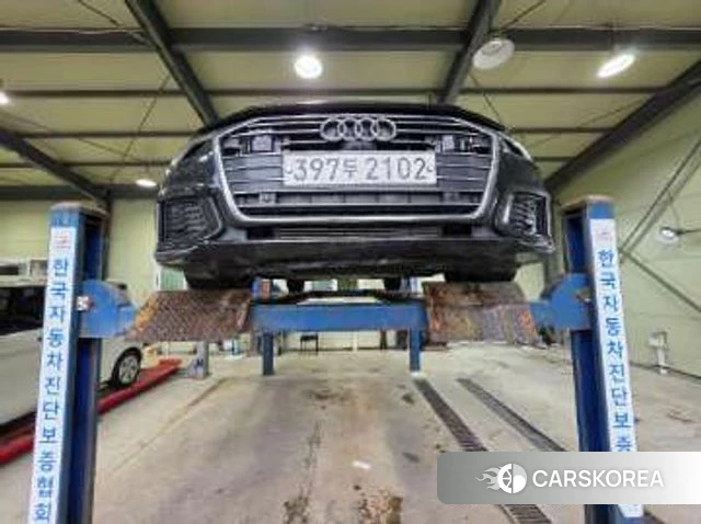 Audi A6 (C8) 2019 Черный из Кореи