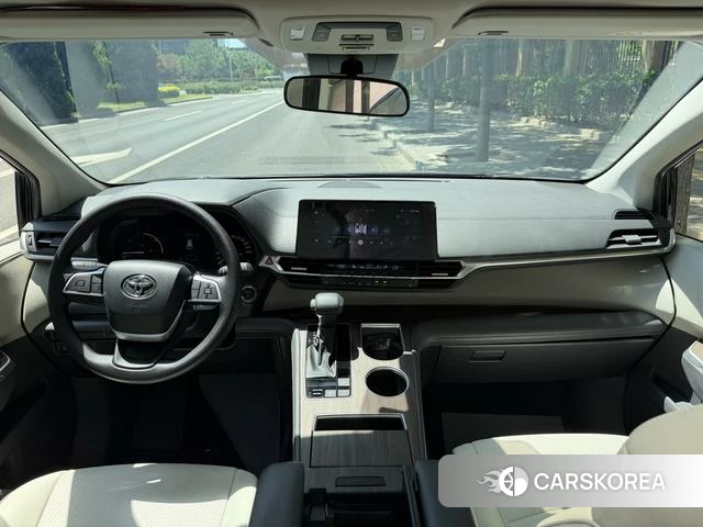 Toyota Saina 2024 Черный из Китая