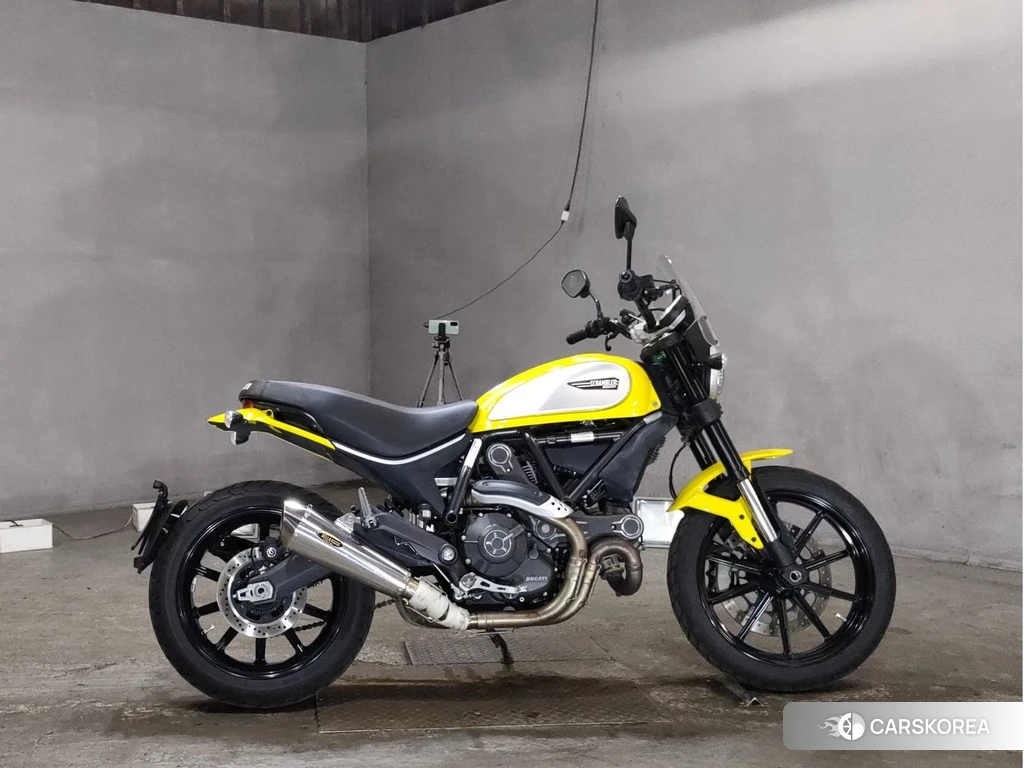 Проданный Ducati SCRAMBLER ICON 2016 из Японии, фото 2