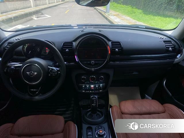 MINI CLUBMAN 2020 Черный из Китая