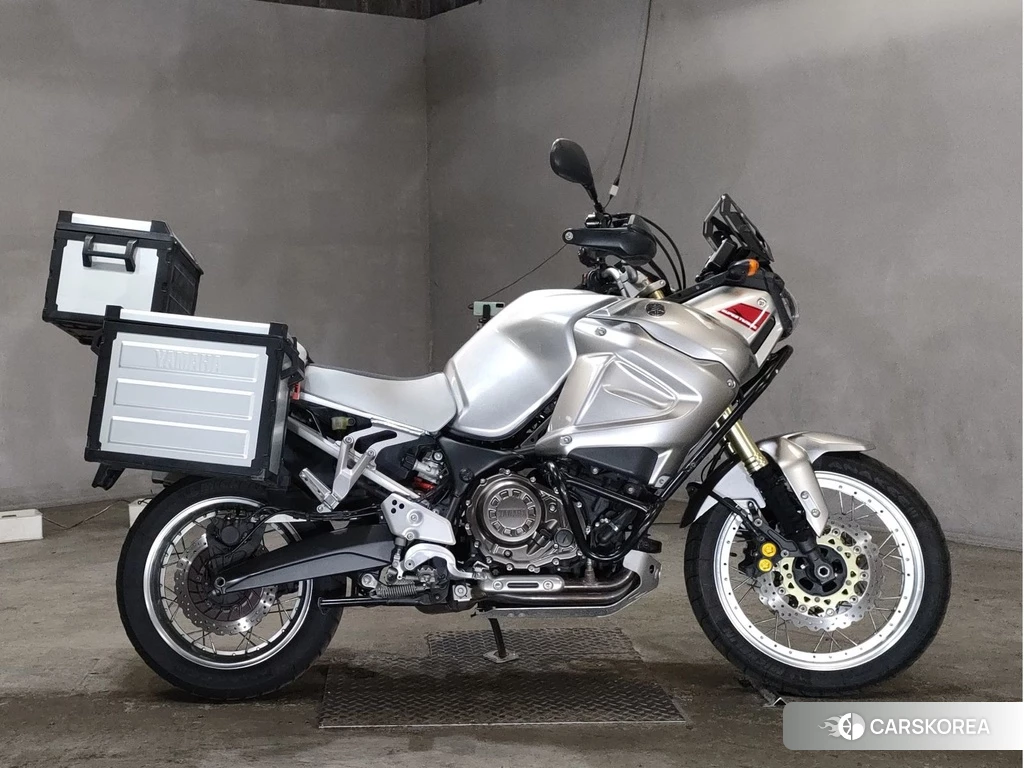 Проданный Yamaha XT1200Z SUPER TENERE 2012 из Японии