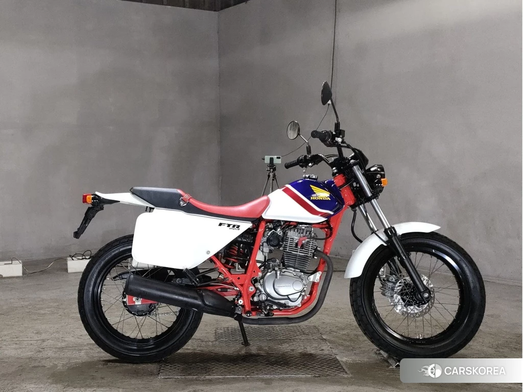Проданный Honda FTR223 2010 из Японии