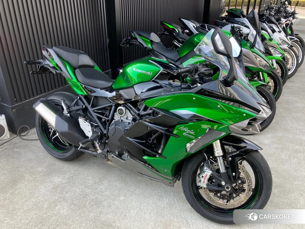 Проданный Kawasaki NINJA H2 SX SE plus 2020 из Японии, фото 2
