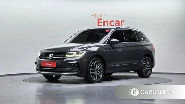Volkswagen Tiguan second Generation 2021 Серый из Кореи