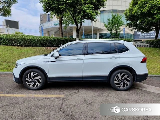 Volkswagen Tiguan L 2023 Белый из Китая